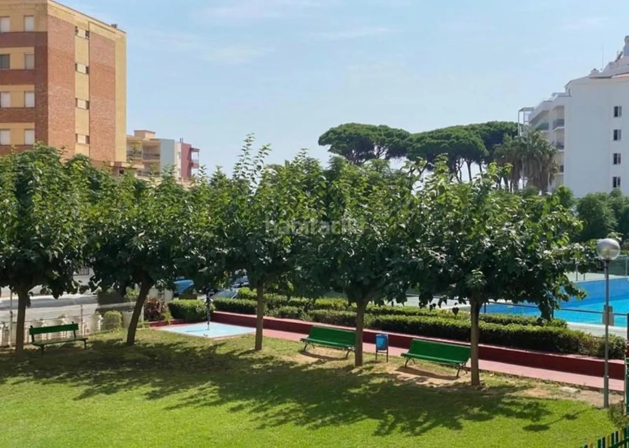 Apartamento En Segunda Linea De Mar La Pineda Spanyolország